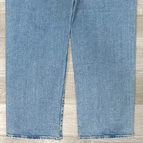 Mother The Spitfire Sneak Straight Leg Jeans in I Confess Light Wash Size 31 - Picture 11 of 16